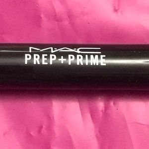 MAC Prep+Prime Lip Base NEW